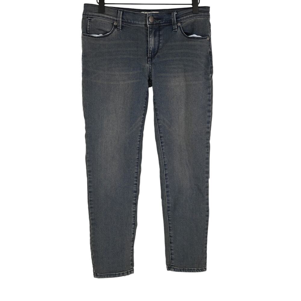 Free People Dark Wash Stretchy Skinny Jeans, size 27